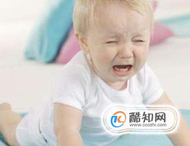宝宝夜里哭闹的5种原因  宝宝为什么夜里哭闹