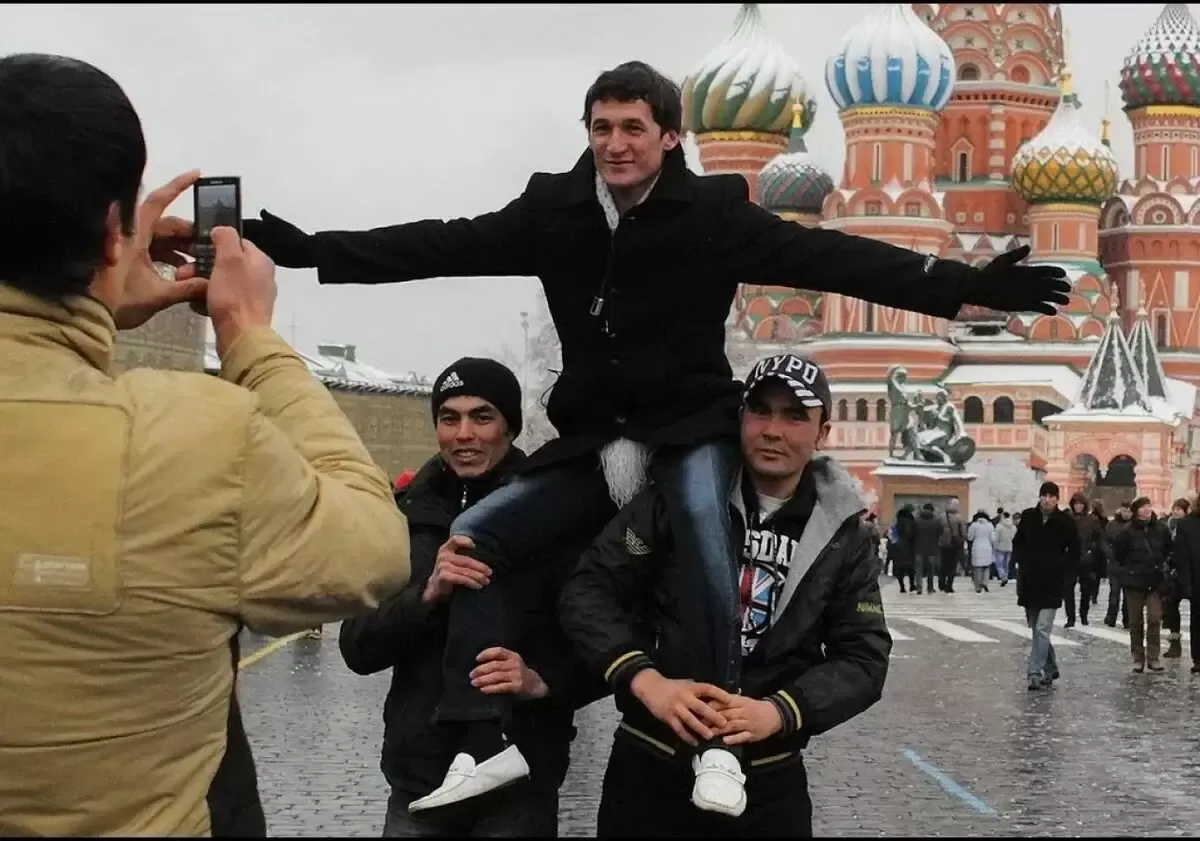 俄罗斯穆斯林如何看待来自中亚的移民？