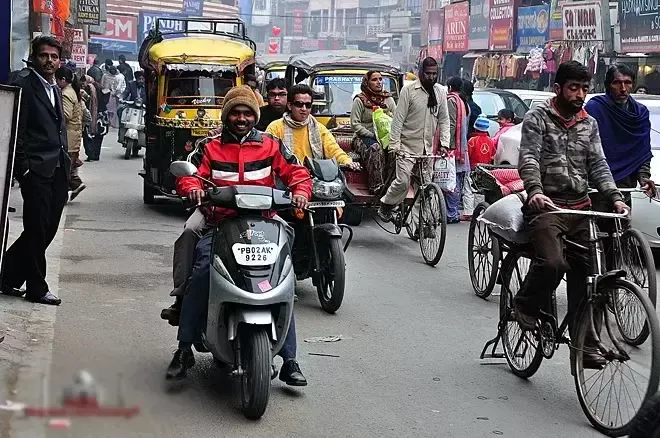 特立独行的印度交通规则
