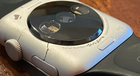 最初的苹果Watch原型照片已在网上浮出水面