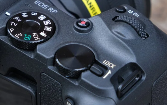 EOSR6可能是佳能的下一款入门级无反相机