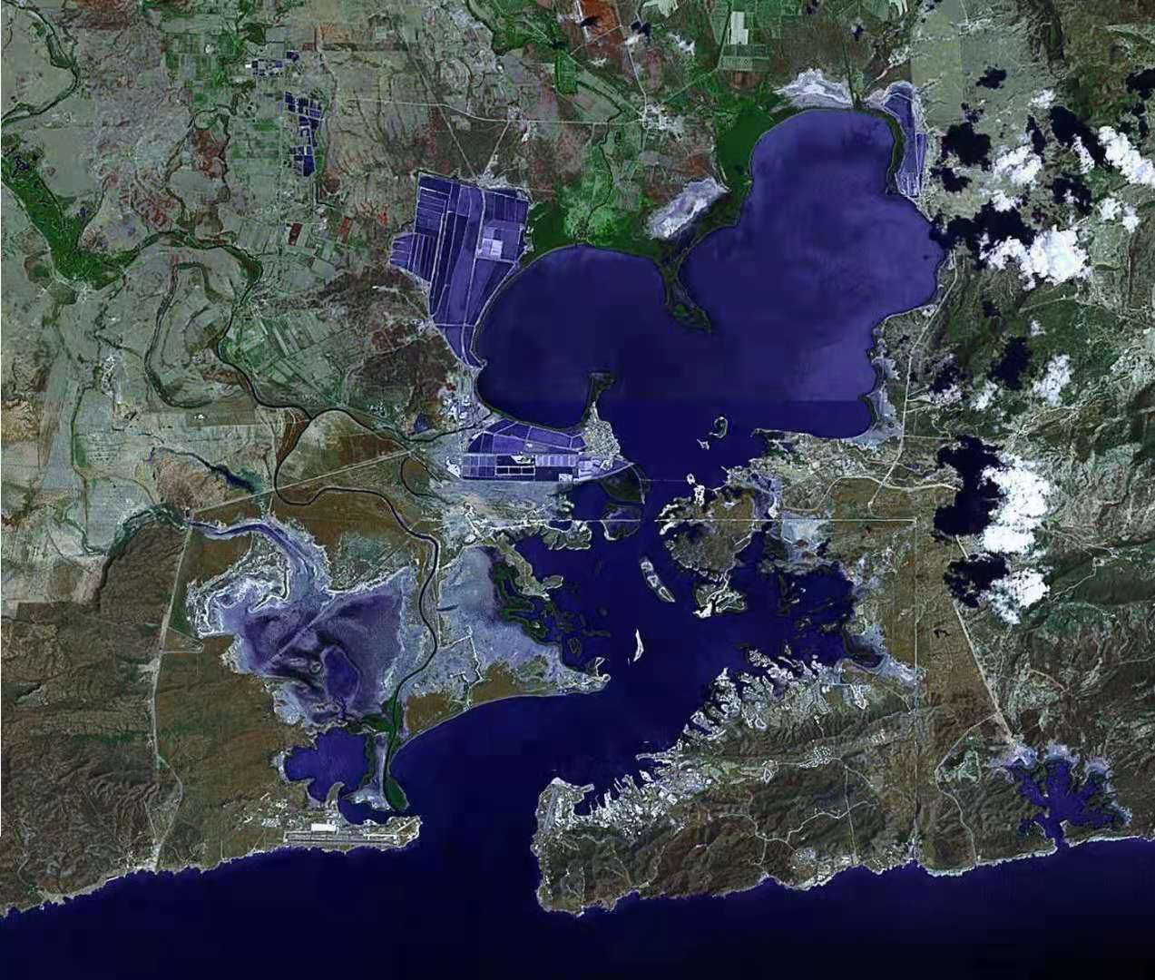图片[2]-金兰湾和关塔那摩湾简介(世界上最优良港湾叫什么)-欣欣百科网
