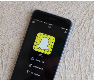 Snapchat承诺为挑战视频的人提供奖金因为它试图让创作者远离TikTok