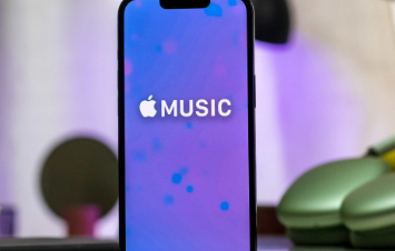 从AppStore安装时苹果Music会替换iPhoneDock中的某些应用