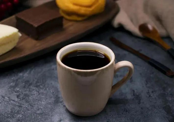 每天喝一杯黑咖啡，真的能减肥、保护心脏吗？喝之前要了解下