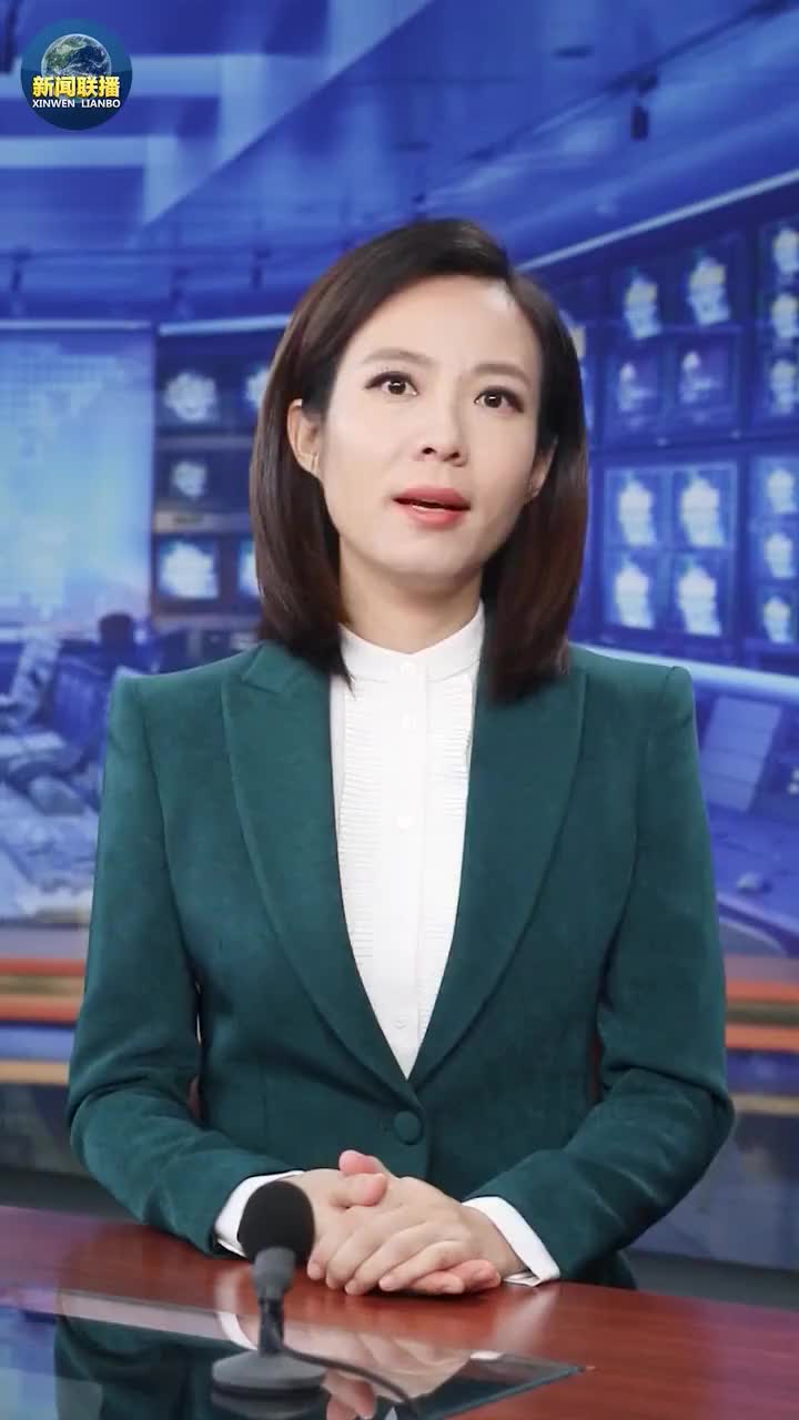 《新闻联播》美女主播宝晓峰：43岁仍未婚单身，情系家乡内蒙古